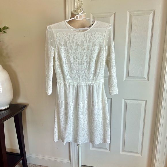 Dolce Vita Lace Dress - Picture 1 of 7